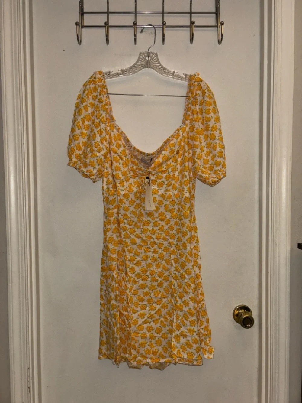 🌼 {RARE} Faithfull the Brand Ditsy Floral Mini Dress - Picture 3 of 9